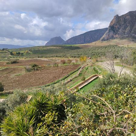 Agriturismo Masseria La Chiusa Villa San Giuseppe Jato Buitenkant foto