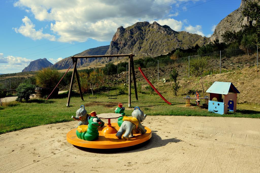 Agriturismo Masseria La Chiusa Villa San Giuseppe Jato Buitenkant foto